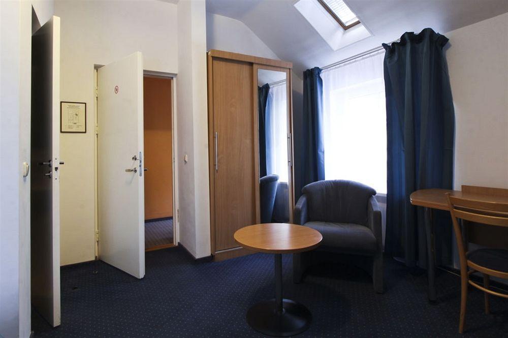 Telecom Guest Hotel Vilnius Kültér fotó